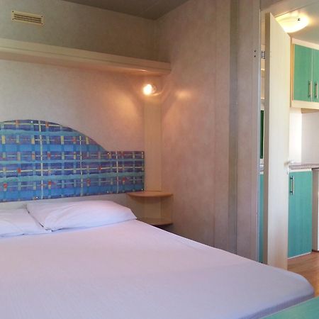 Villaggio Camping Europa Соттомаріна Екстер'єр фото