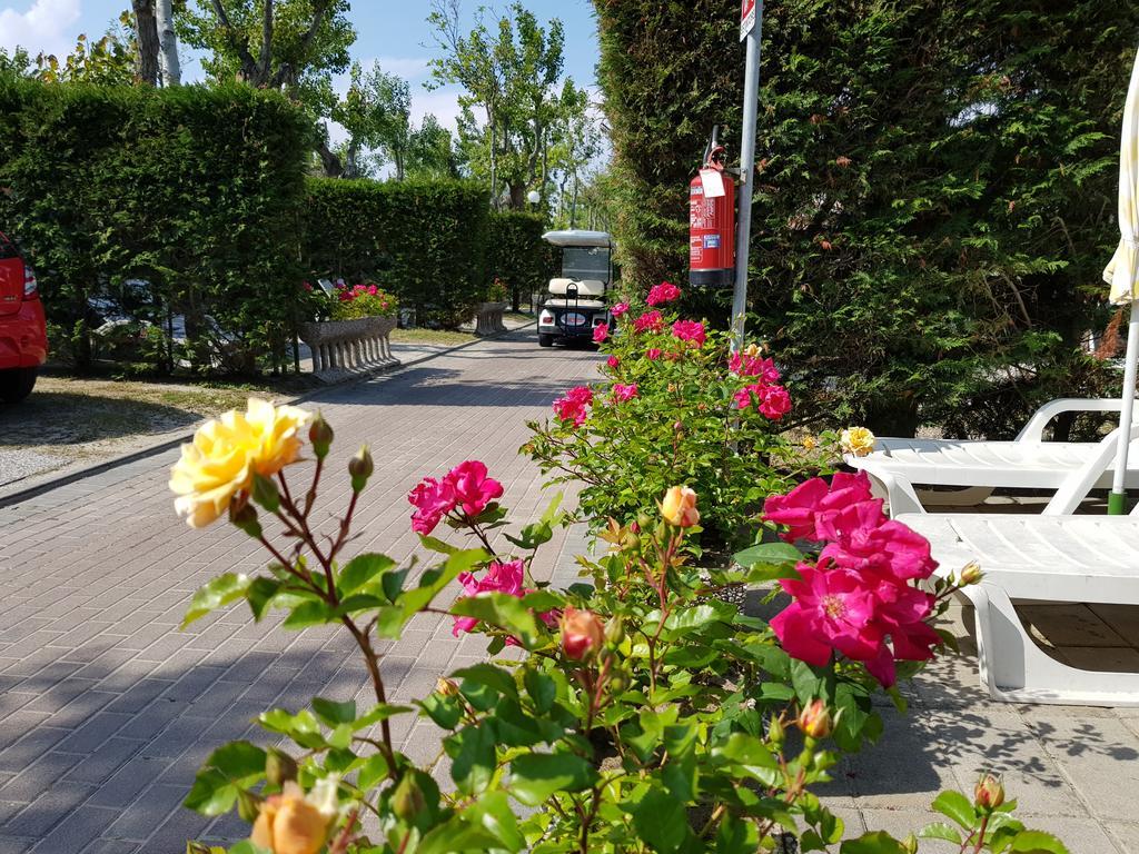 Villaggio Camping Europa Соттомаріна Екстер'єр фото